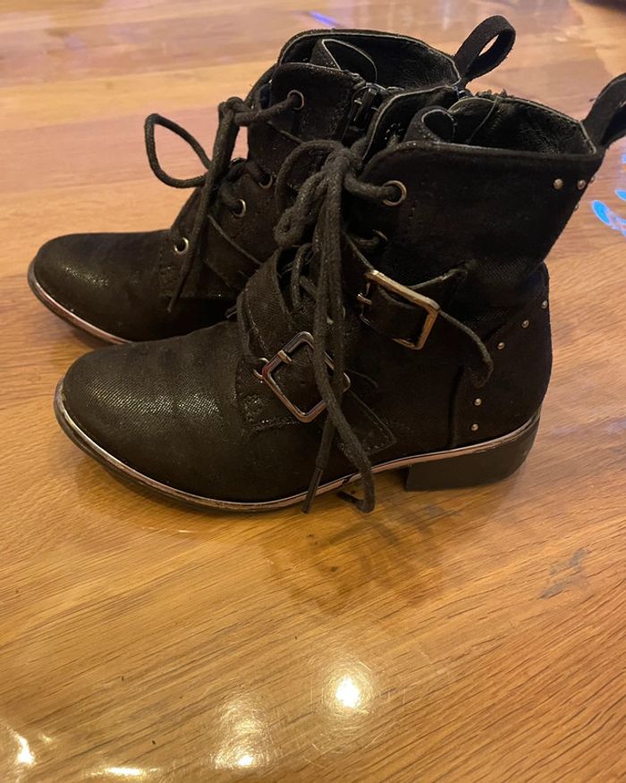 Bottines noir taille 28 - photo numéro 2