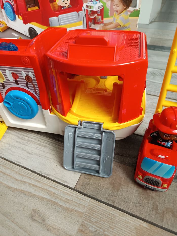 Camion pompier tut tut copain tbe vtech - photo numéro 4