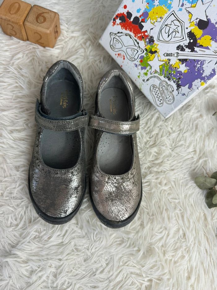 Paire de babies Bellamy taille 32 - photo numéro 2