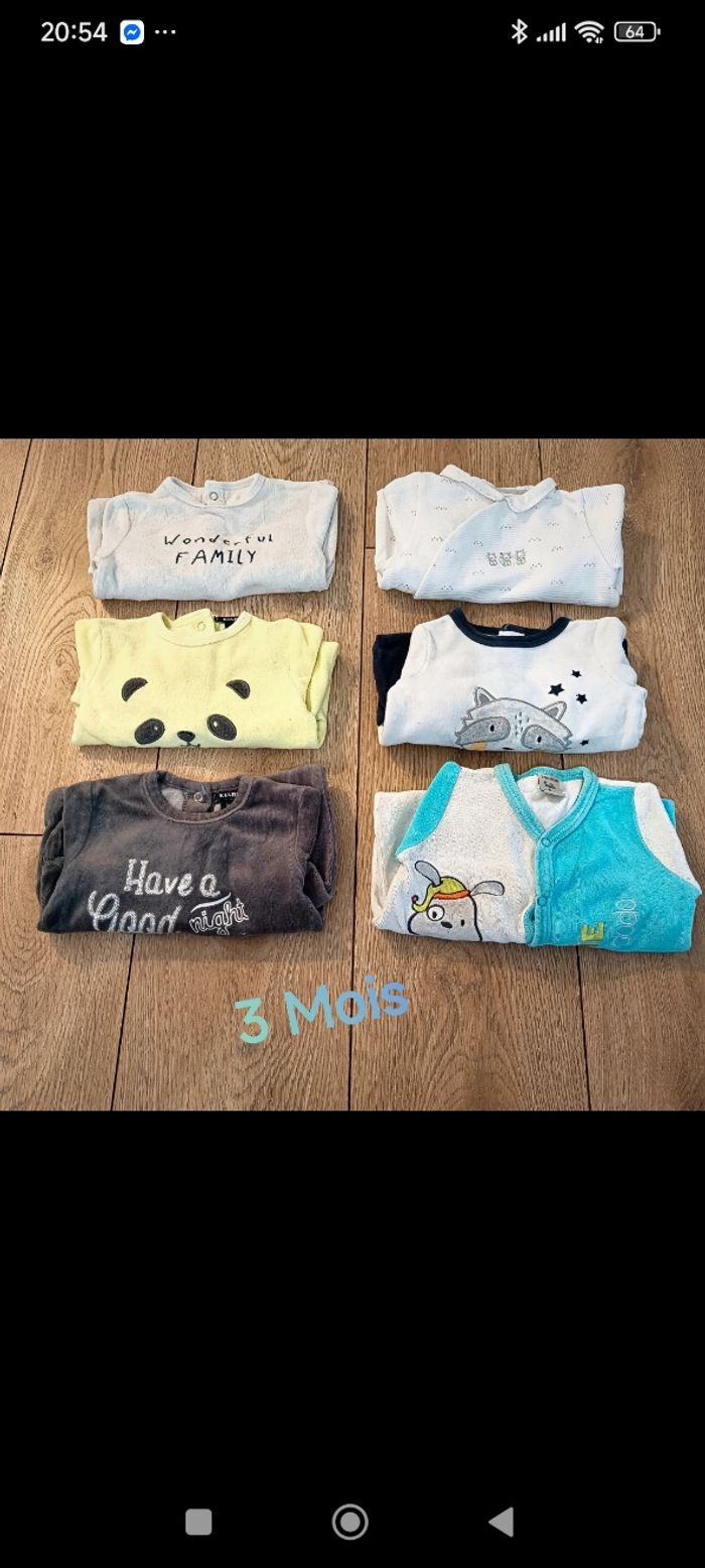Lot pyjamas velours taille 3 mois