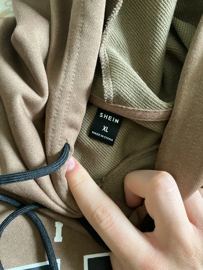 Pull à capuche marron - photo numéro 2