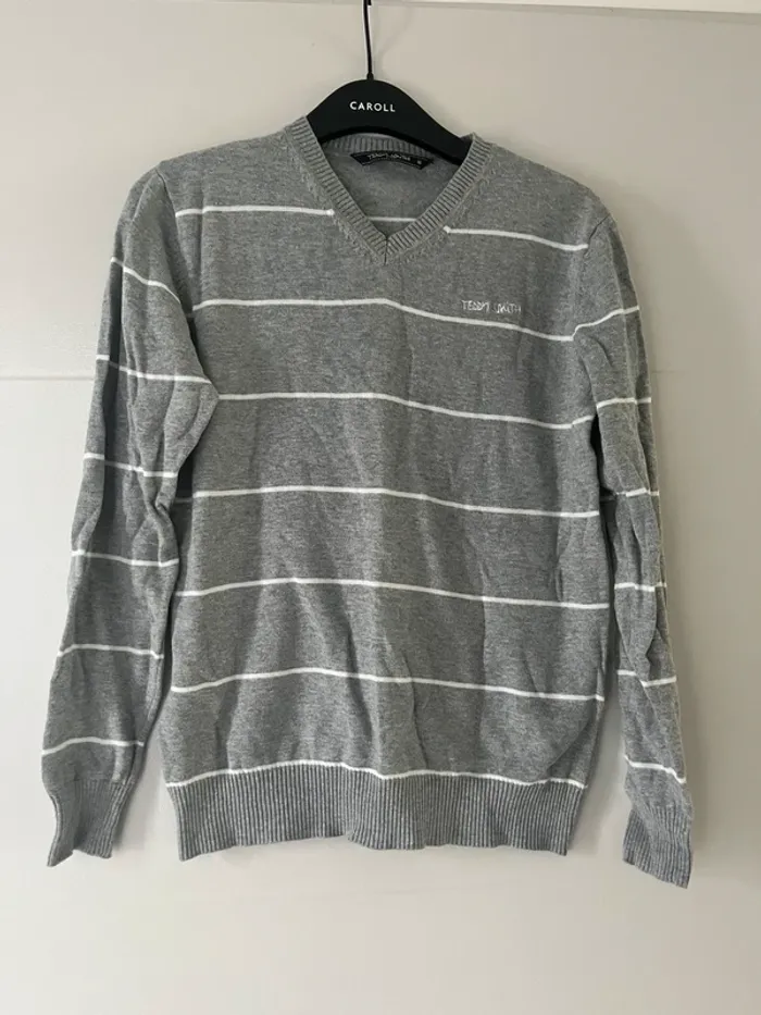 Pull col V gris Teddy Smith taille M - photo numéro 2