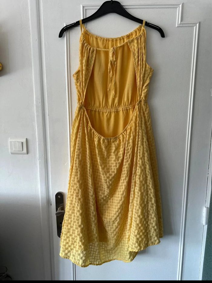 Robe midi sans manches dos nu jaune taille 46 Creeks - photo numéro 4