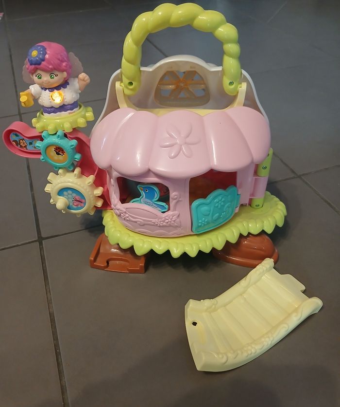 Tut tut copain la maison magique des fées - photo numéro 4