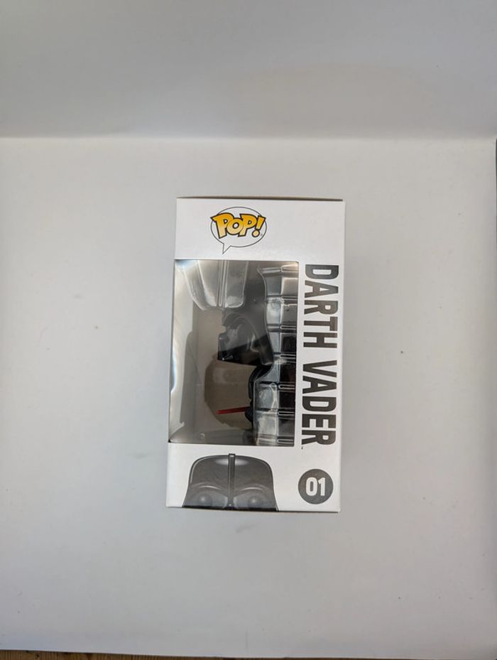 Funko Pop : Star Wars 01 - Dark Vador - photo numéro 2