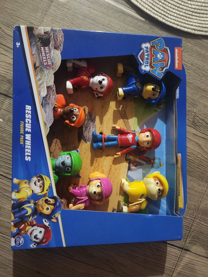 7 figurines Pat Patrouille