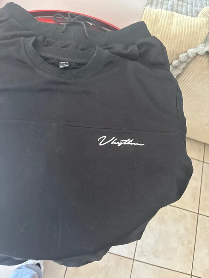 Ensemble jogging +pull - photo numéro 3
