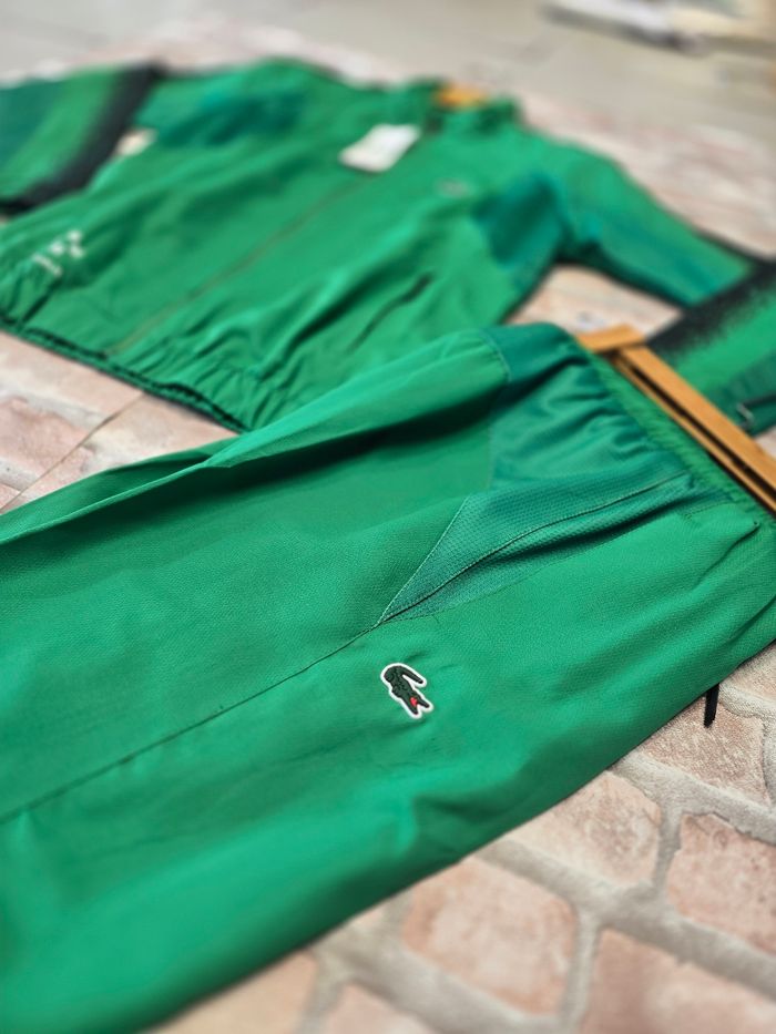 Survêtement Lacoste 🐊 - photo numéro 3