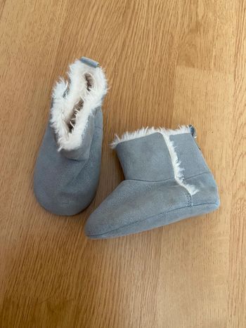 Bottines chaussons obaibi 6-12 mois