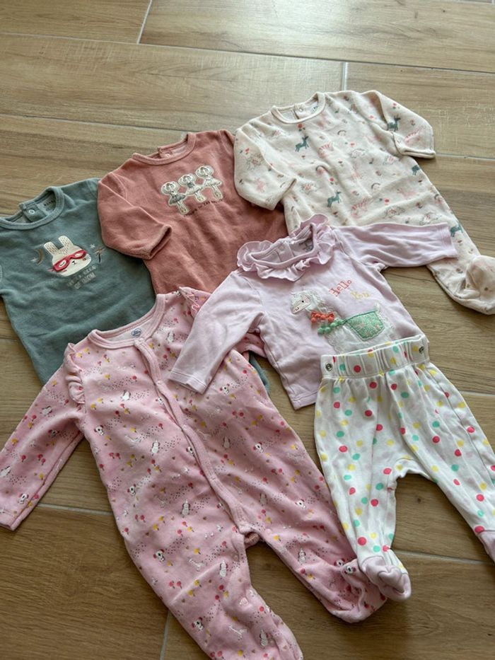 Lot 5 pyjamas 6 mois