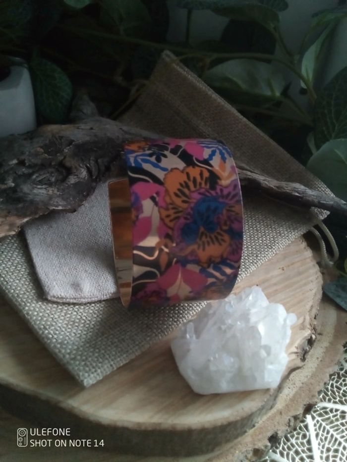 Bracelet bohème doré et fleurs - photo numéro 3