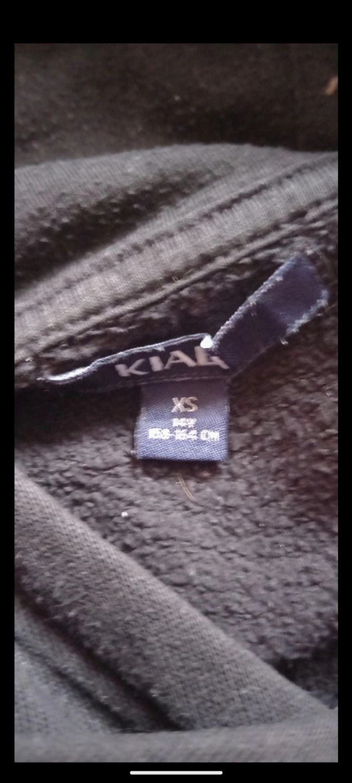 Pull avec capuche - photo numéro 4