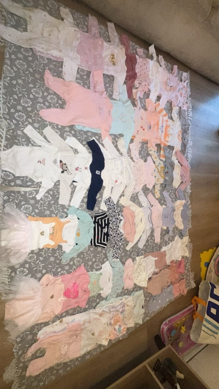 Gros lot bebe fille 0 à 3mois - photo numéro 9