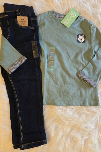 Neufs (non portés) 🏷💙😍 teeshirt ml et jeans slim 23mois Garçon 💙😍🤩