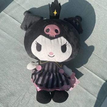 Hello Kitty Peluche Kuromi x My Melody Robe Reine Sanrio Furyu