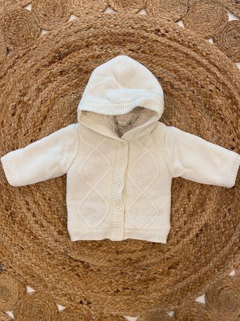 Veste à capuche bébé 3 mois