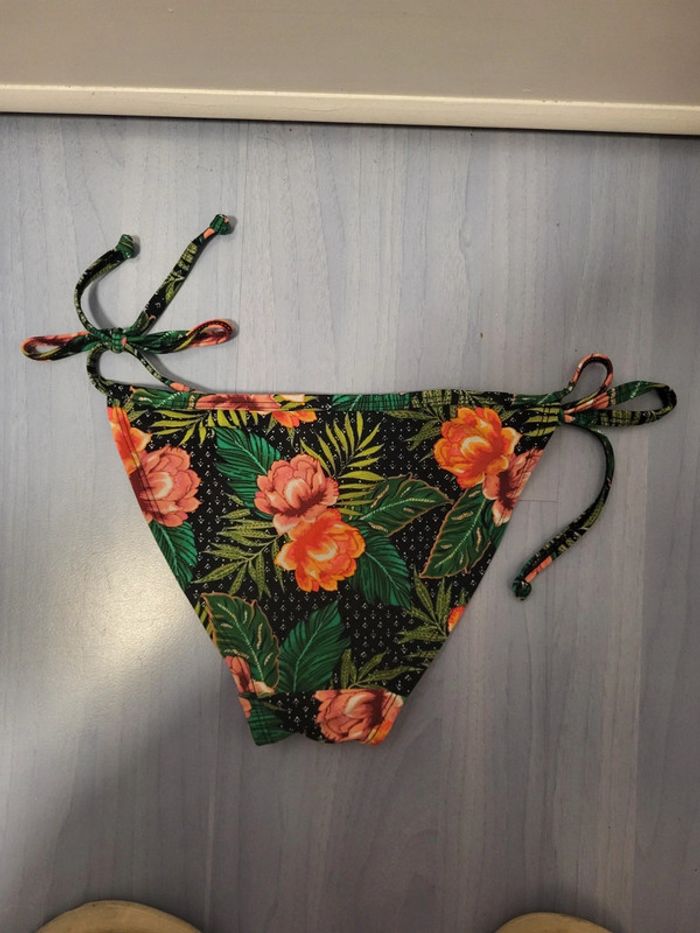 Superbe culotte de maillot de bain - photo numéro 2