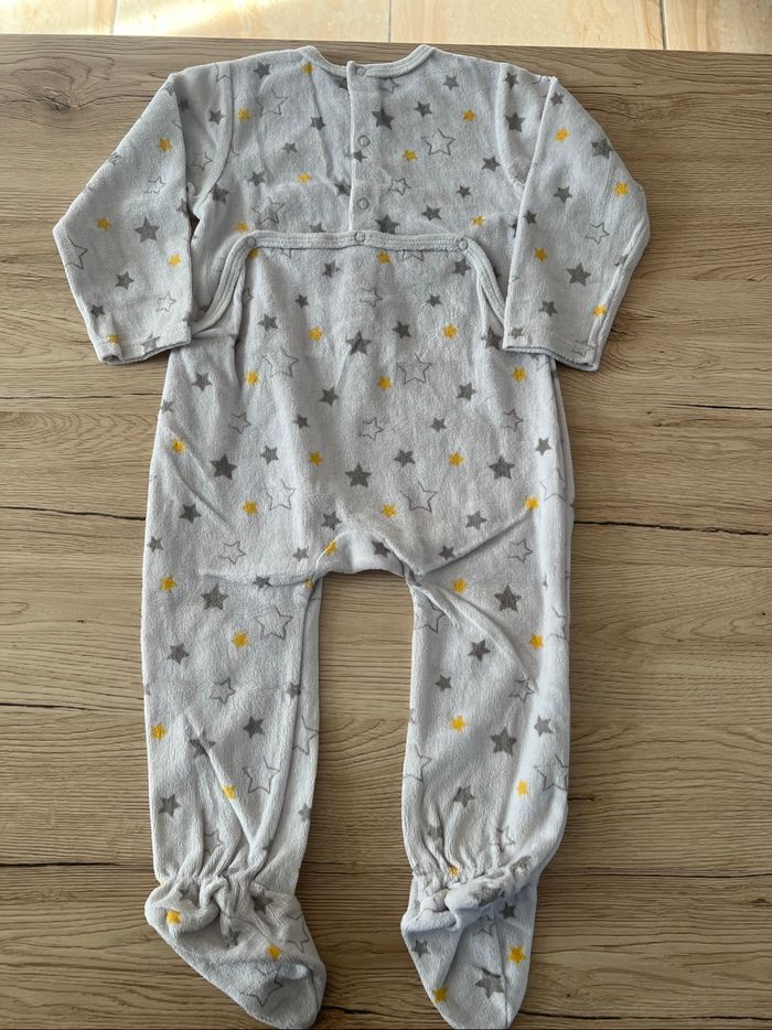 Pyjama - photo numéro 2