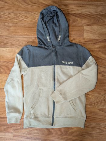 Veste à capuche