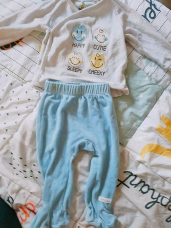 Pyjamas 2 pieces smiley baby 9 mois