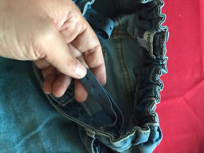 Short bermudas marque Vertbaudet taille 14 ans - photo numéro 9