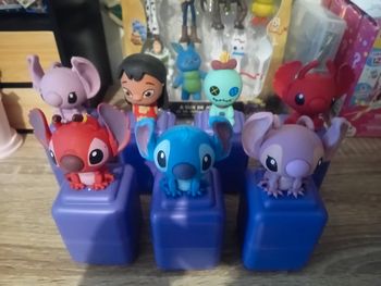 Lot de 7 figurine stitch neuves