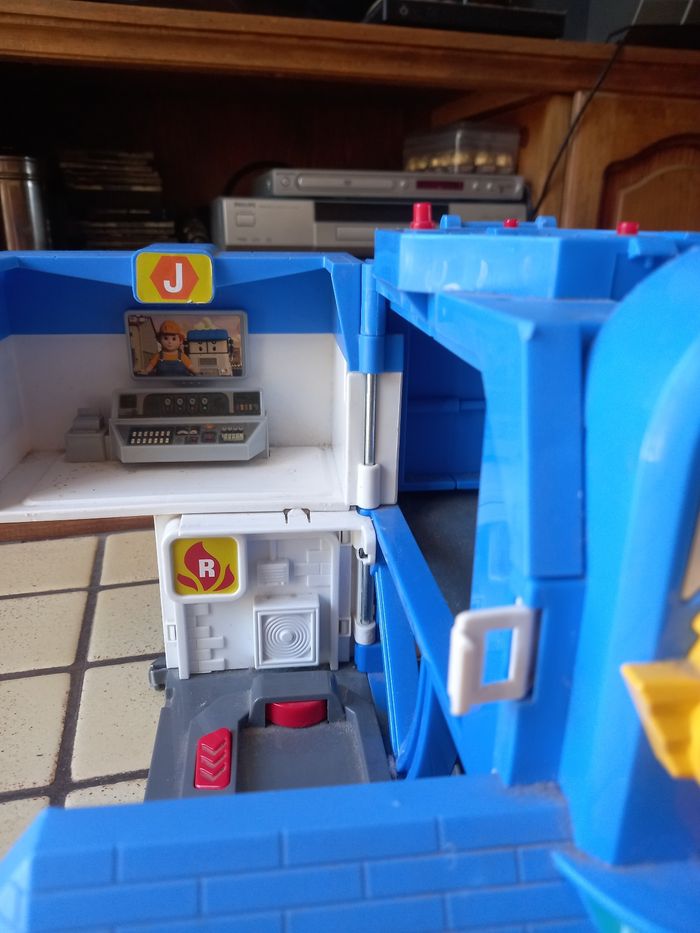 Robo car poli quartier général - photo numéro 4