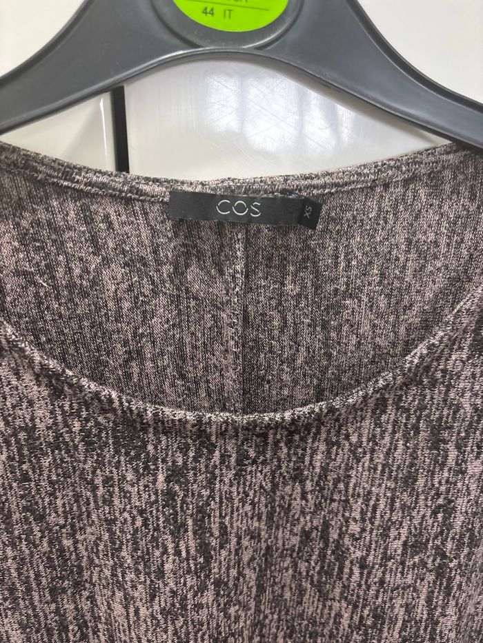 Tee shirt cos - photo numéro 2