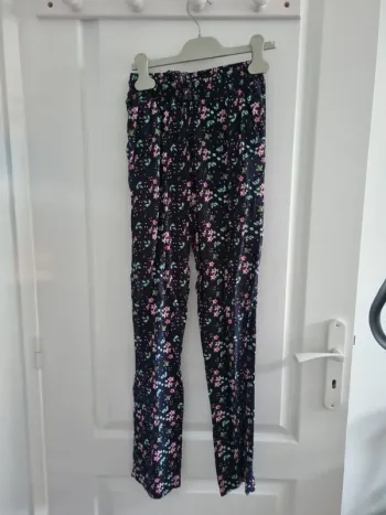 Pantalon fluide fleuri