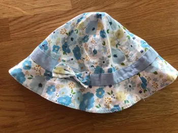 Chapeau de soleil bébé 6/9m