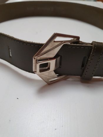 Ceinture fille kaki en croûte de cuir