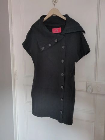 Robe coton noir épais esprit EDC asymétrique boutons sportwear