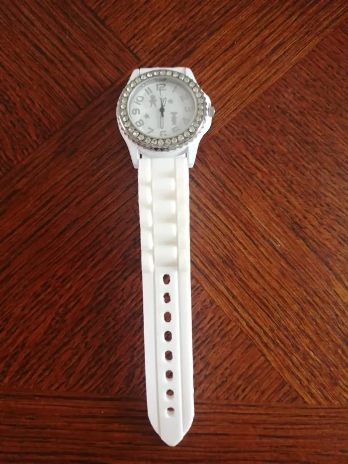 Montre - photo numéro 2