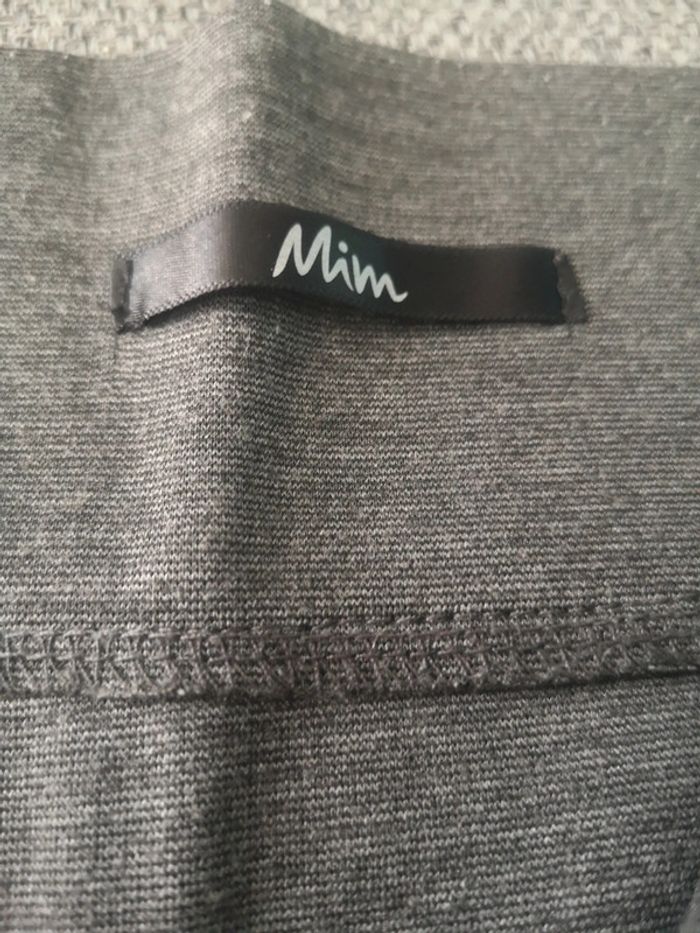 Jupe grise - photo numéro 2