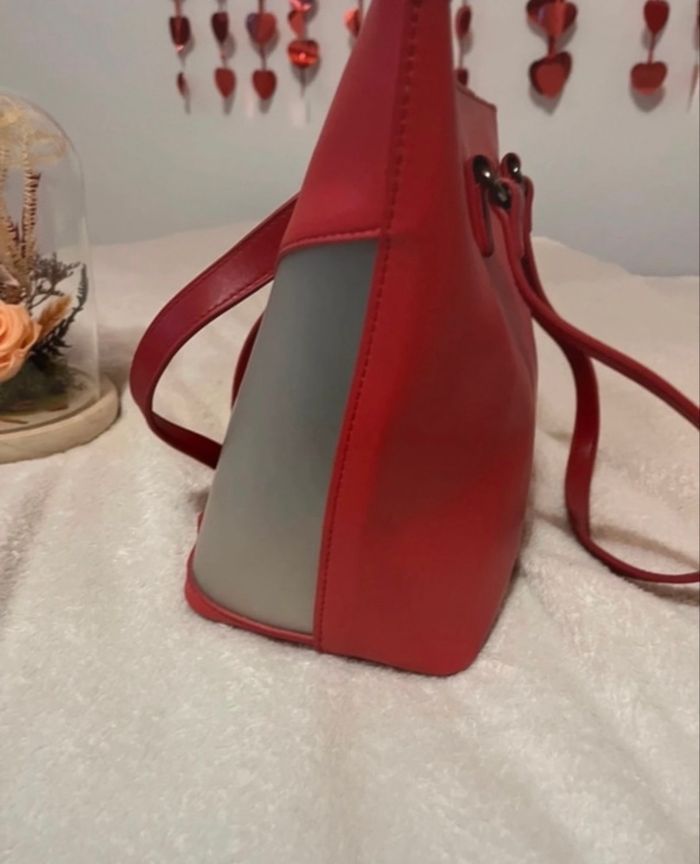 Sac à main rouge en très bon état - photo numéro 6