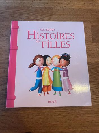 Livre Les super histoires des filles