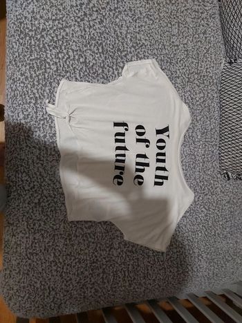 Crop top h&m taille 146/152cm 10/12 ans