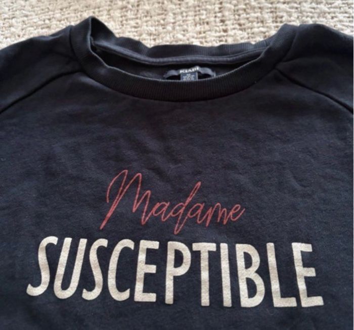 Sweat bleu marine - photo numéro 4