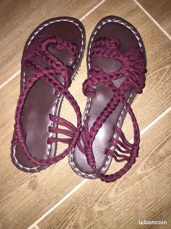 Sandales neuves 37