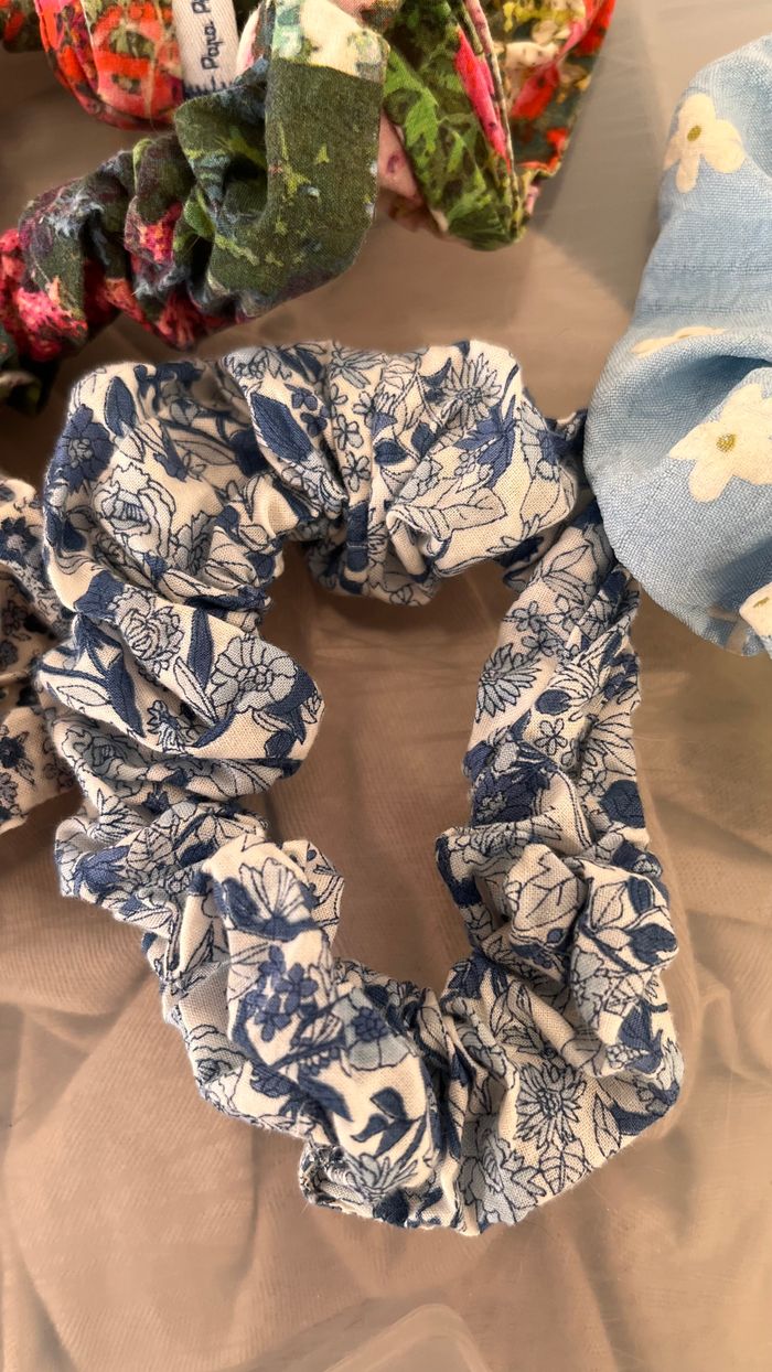 Lot chouchous et pince cheveux - photo numéro 4