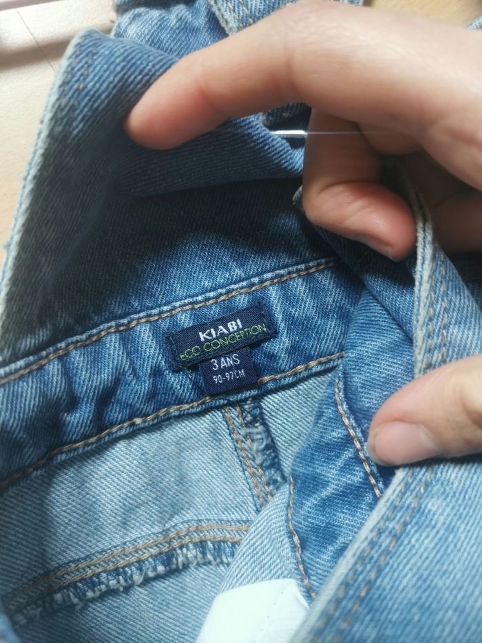 Salopette short en jean neuve kiabi 3 ans - photo numéro 5