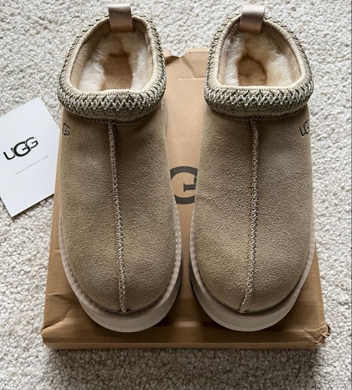 Sabots fourrées UGG Tazz - Taille 39 - Neuves - photo numéro 6