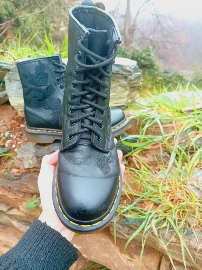 Dr. Martens vonda roses brodées noires 36 - photo numéro 6