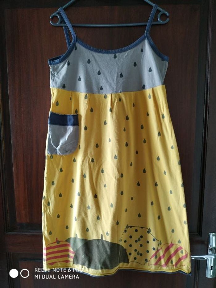 Robe à bretelles