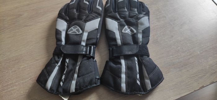 Gants moto très bon état