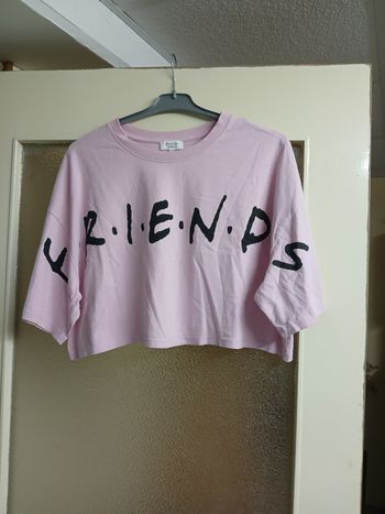 Tee shirt ample et court