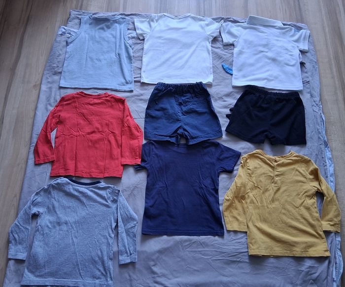 Lot de vêtements bébé garçon taille 12/23 mois - photo numéro 2