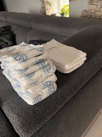 Couches biolane et pommette 