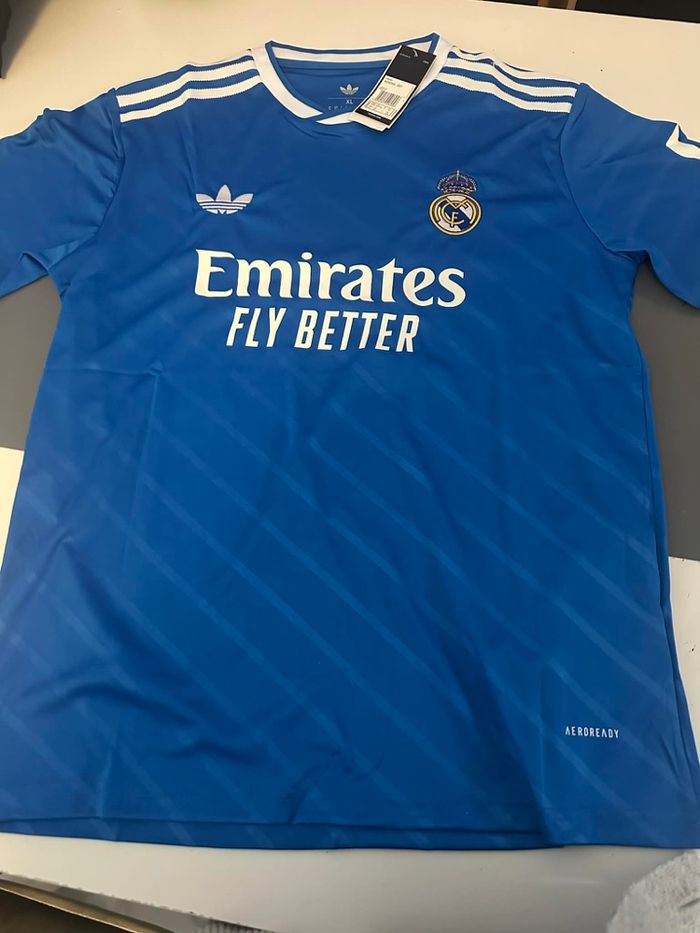 Maillot real Madrid - photo numéro 2