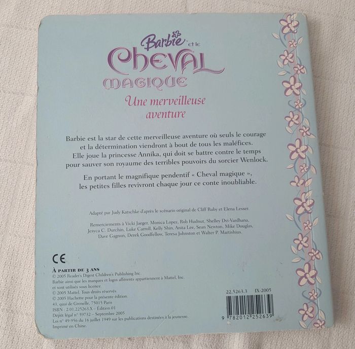 Livre  Barbie et Le cheval Magique Hachette  + collier princesse cheval - photo numéro 3